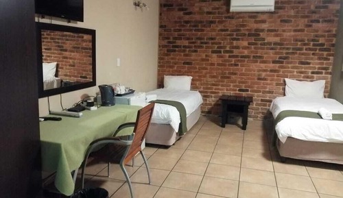 Habitación familiar (Ground floor, sleeps max 4)