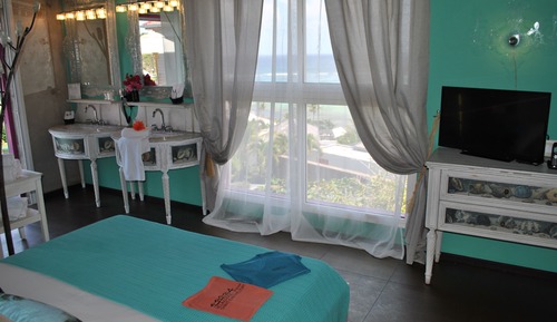 Suite panorámica, 2 habitaciones, piscina privada, vistas al mar