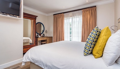 Habitación ejecutiva, 1 cama de matrimonio grande, no fumadores, vistas a la piscina