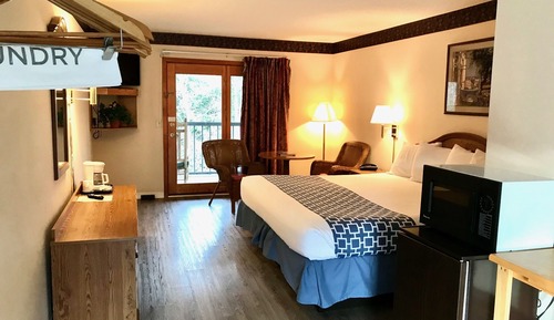 Habitación, 1 cama de matrimonio grande (Pet- Friendly)