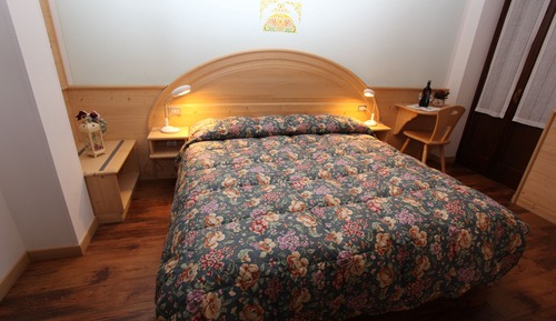Habitación con 1 cama doble o 2 individuales