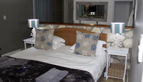 Suite superior, 1 cama de matrimonio grande, balcón, frente al mar