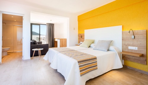 Suite junior, terraza, vistas al mar