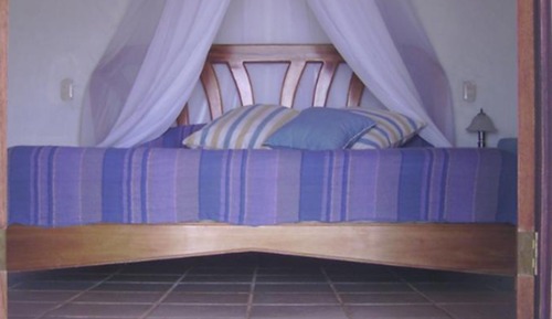 Bungalow superior, 1 cama de matrimonio grande, vistas al mar, sobre el agua