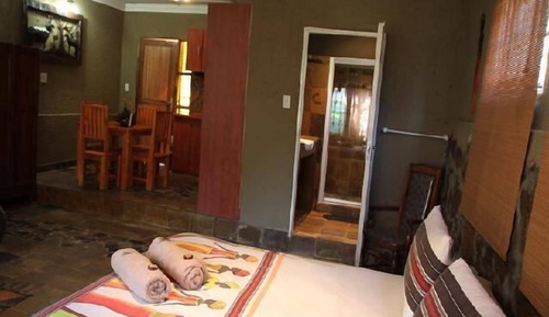 Apartamento, vistas al jardín (Rhino)