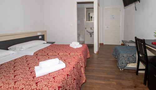 Habitación con 1 cama doble o 2 individuales