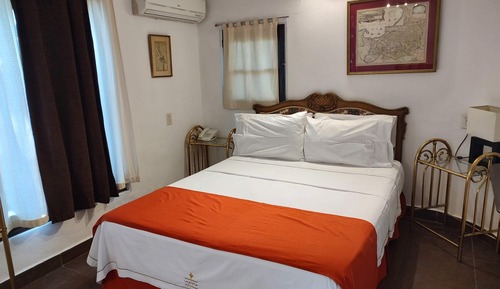 Habitación Deluxe, 1 cama de matrimonio, vistas al jardín (Dalia)