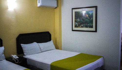Habitación estándar doble, 2 camas de matrimonio
