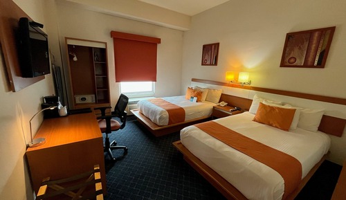 Habitación estándar doble, 2 camas dobles
