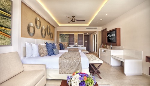 Luxury Junior Suite Ocean View Diamond Club