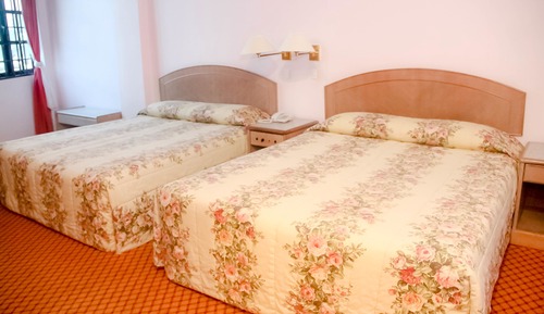 Habitación cuádruple Deluxe