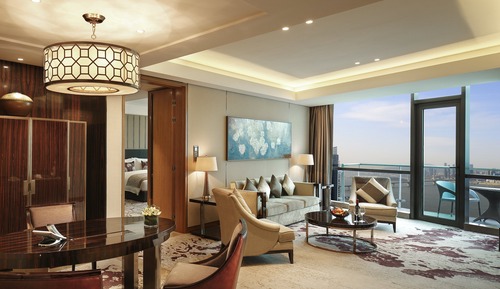 Suite, vistas al río