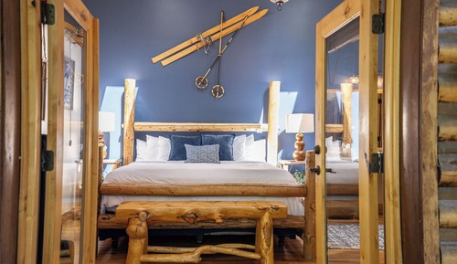 Corey Engen - King Bed Ensuite