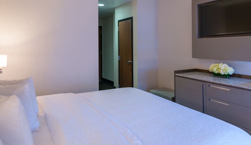 Habitación, 1 cama de matrimonio grande, frigorífico