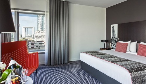 The Level Junior Suite Panoramic View and Lounge Access (2+2)