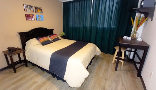 Habitación estándar doble, 1 cama doble, baño privado