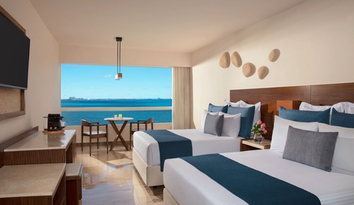 Premium Preferred Club Double Ocean Front