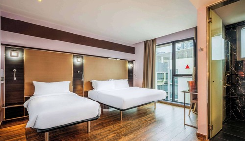 Habitación familiar, varias camas