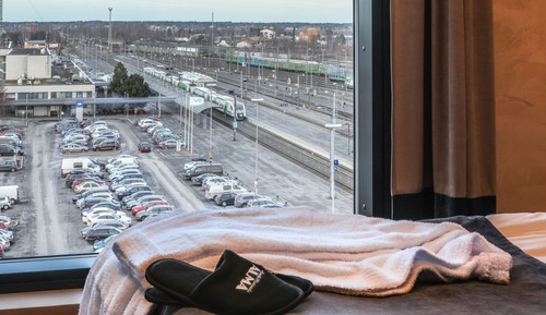 Executive Suite, 1 King Bed, Balcony, Jetted Tub, Sauna