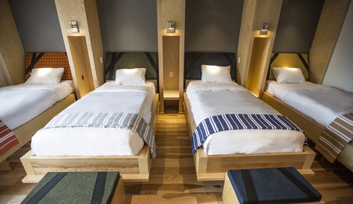 Habitación cuádruple, varias camas