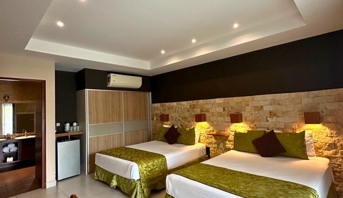 Habitación superior, varias camas