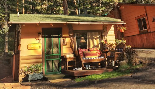 7 - Antique Cabin