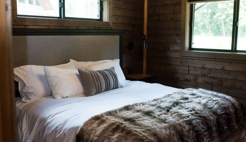 Cabaña de lujo, 1 cama de matrimonio grande, vistas al río (Heron Room)