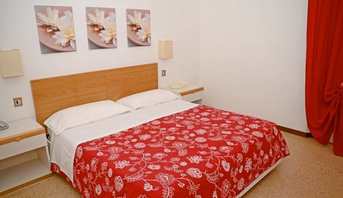 Habitación triple económica, 1 habitación, baño privado