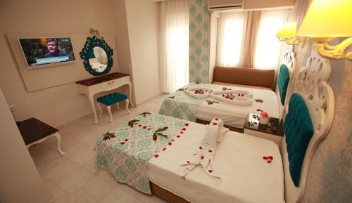 Habitación estándar con 1 cama doble o 2 individuales