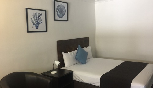 Standard Queen or twin Room