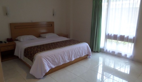 Habitación superior con 1 cama doble o 2 individuales