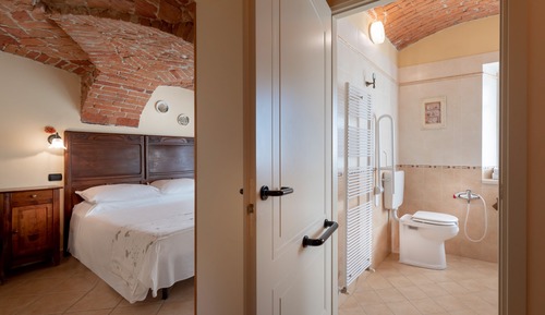 Habitación Confort con 1 cama doble o 2 individuales