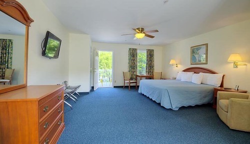 Second Floor, 1 King Bed (Children not permitted)                *NO ELEVATOR ACCESS*