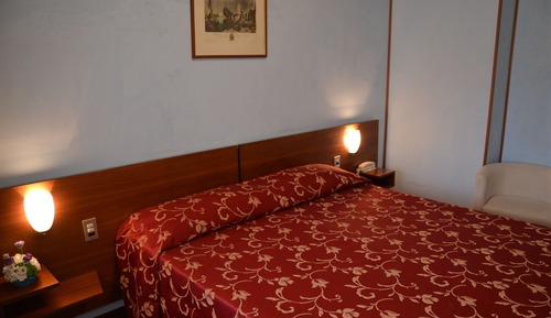 Habitación con 1 cama doble o 2 individuales