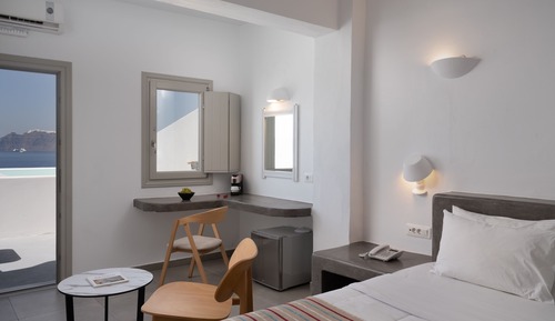 Suite junior (Plunge pool, Caldera View)