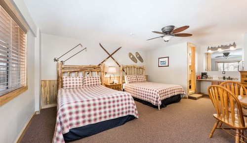 Habitación estándar, 2 camas de matrimonio