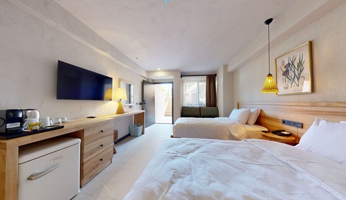 Habitación junior con 2 camas individuales, planta baja