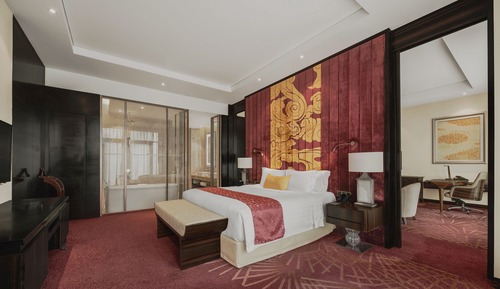 Red Level, Suite Deluxe