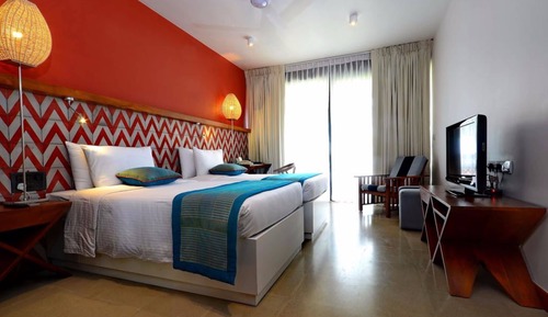 Habitación superior, vistas al jardín