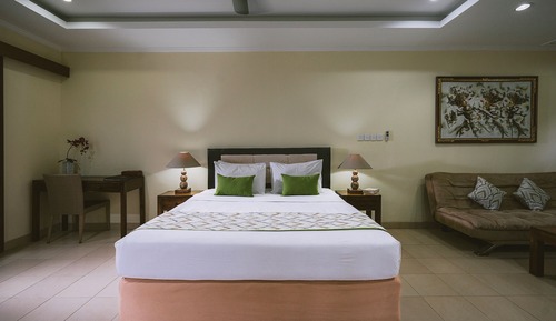 Suite estudio, vistas a la piscina