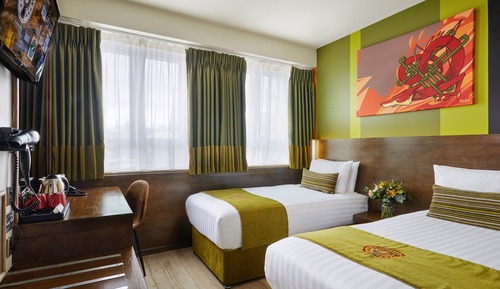 Habitación clásica con 2 camas individuales