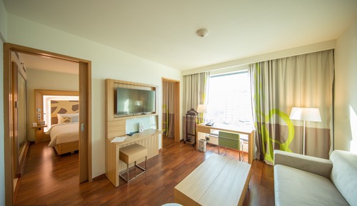 Suite ejecutiva, 1 cama de matrimonio grande, bañera (Separate Living Room)