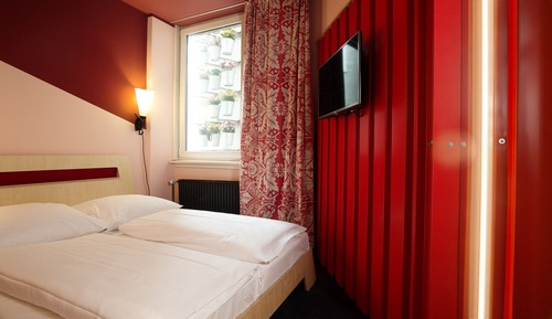 Double Room Mini