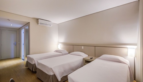 Quarto Superior Triplo com 3 camas