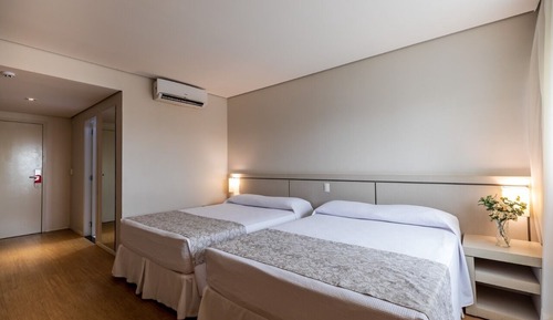 Quarto Superior 2 Camas de Casal