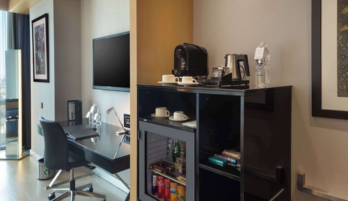 Habitación ejecutiva con 2 camas individuales, vistas a la ciudad