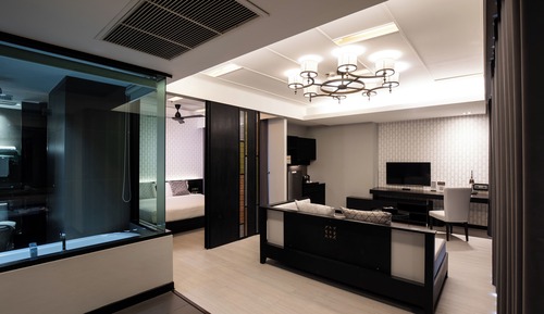 Grand Deluxe Room