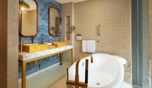 Habitación Premium, 1 cama de matrimonio grande, balcón, vistas al jardín