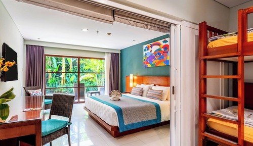 Kids Suite Ground Floor (1 King Bed and 1 Trundle Bed and 1 Bunk Bed)
