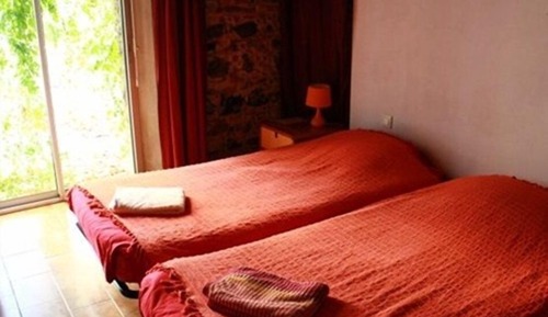 Habitación estándar con 1 cama doble o 2 individuales, baño privado